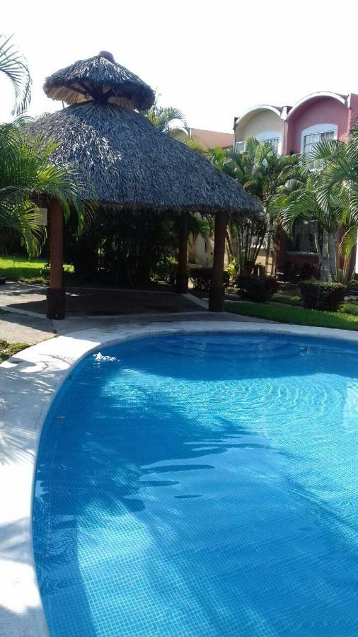 Casa Con Alberca!! Ixtapa Zihuatanejo Apartment Luaran gambar